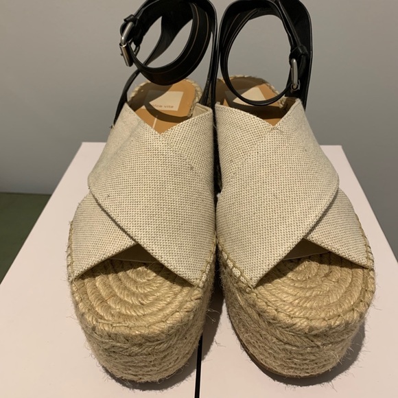 Dolce Vita Carsie Wedges in Natural - Picture 3 of 9